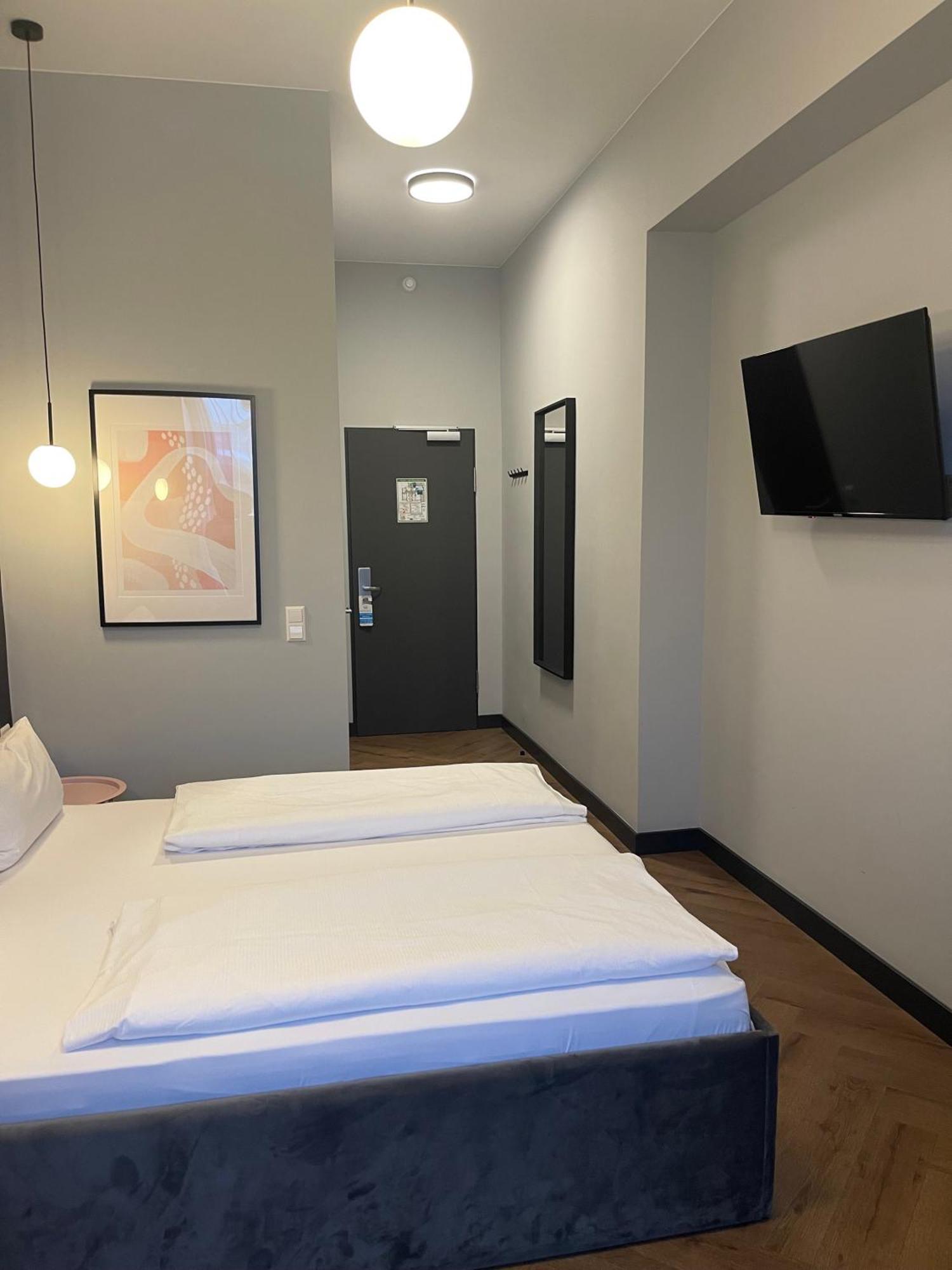Blue Messe Hotel 3*